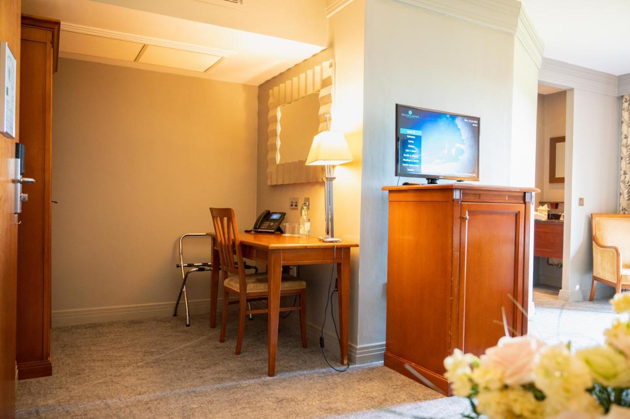 Bryn Meadows Golf, Hotel & Spa Blackwood  Zewnętrze zdjęcie